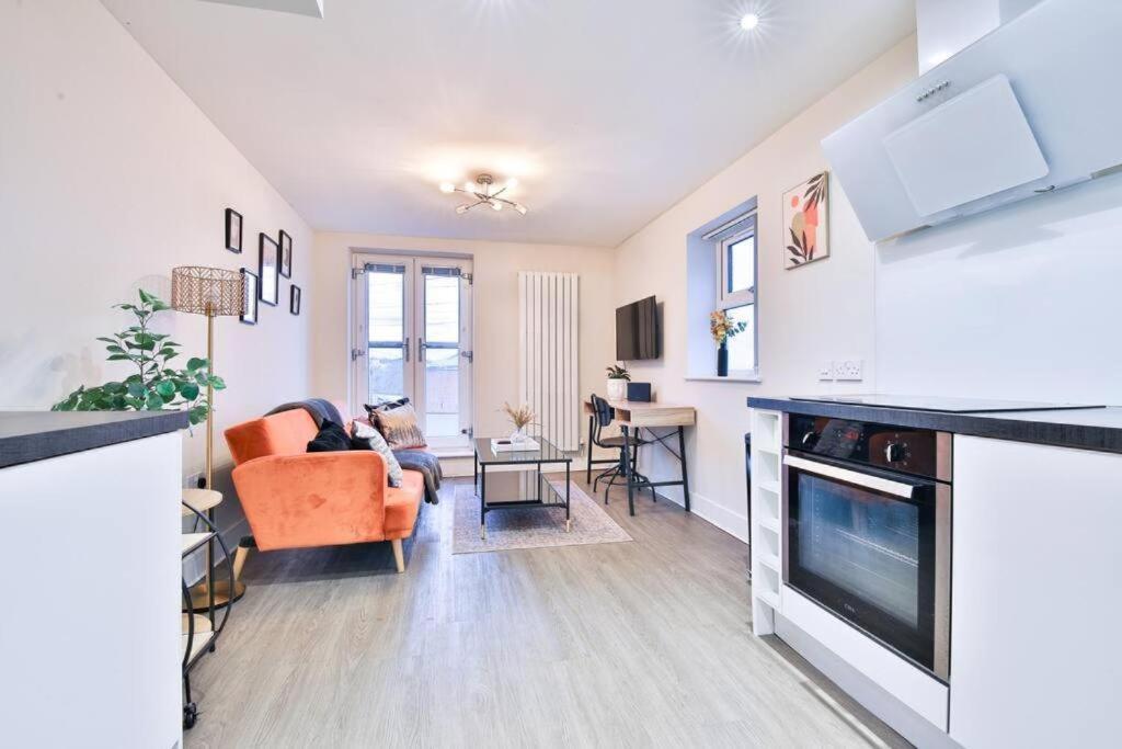Apartment Whitchurch Place - Stunning 2 Bed Flat In