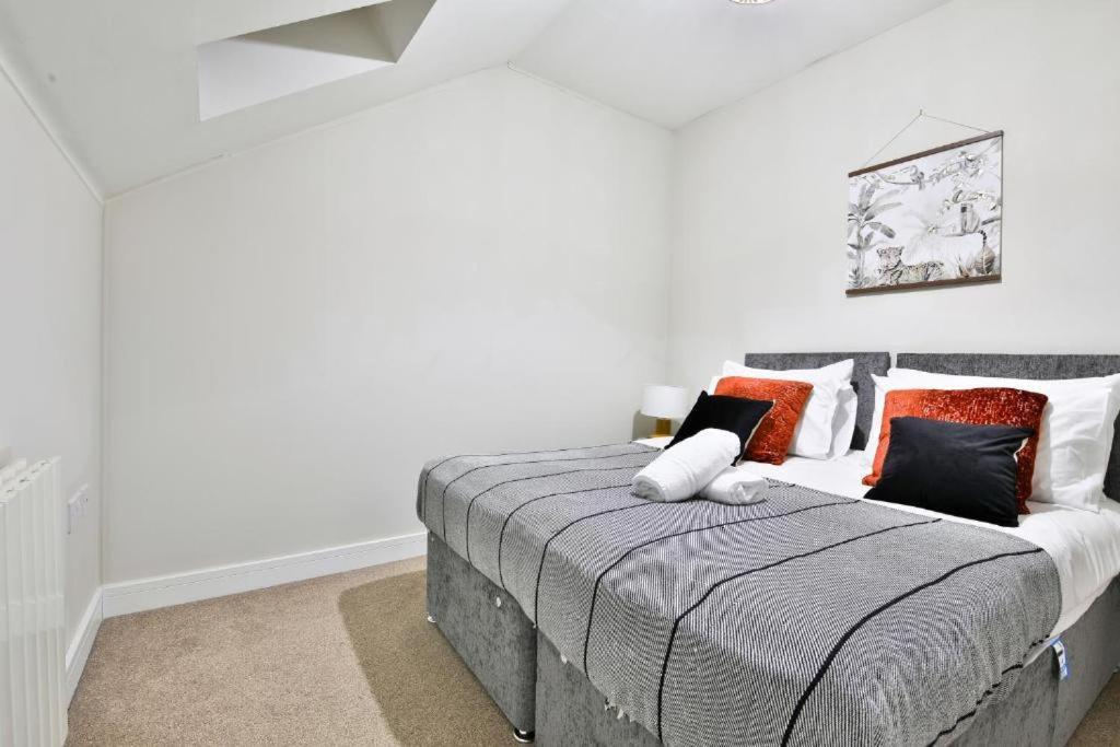 Apartment Whitchurch Place - Stunning 2 Bed Flat In *