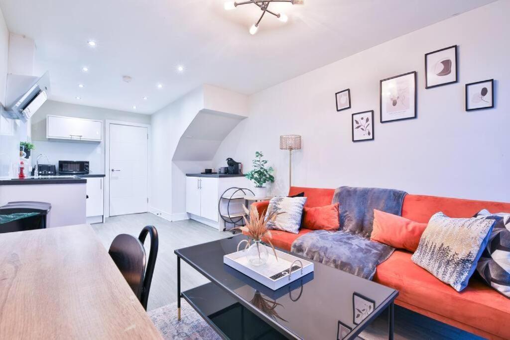 Whitchurch Place - Stunning 2 Bed Flat In Apartment Cardiff