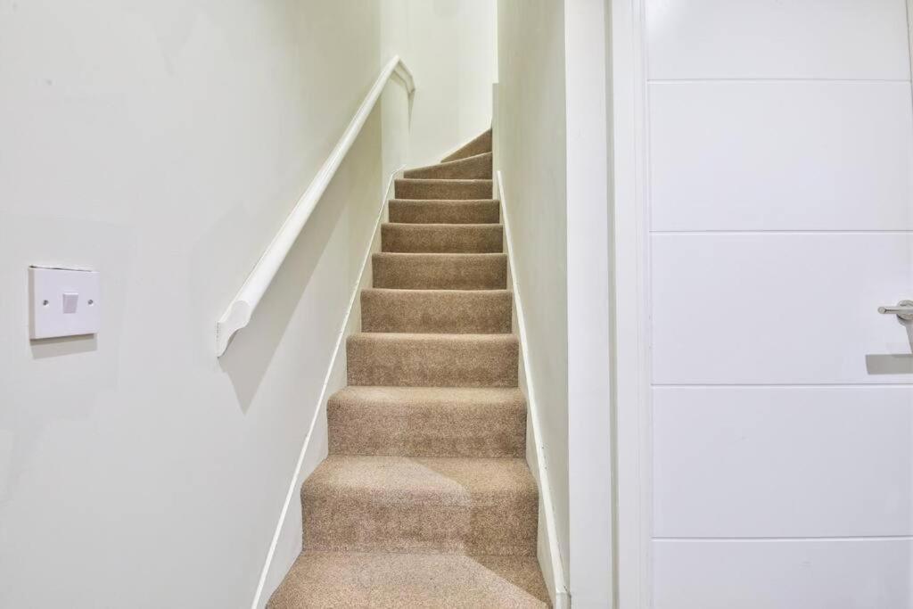 Apartment Whitchurch Place - Stunning 2 Bed Flat In Cardiff